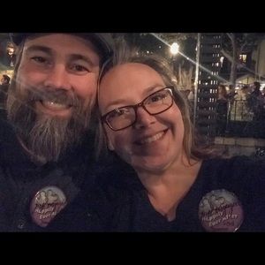 Meet your Posher, Corinne